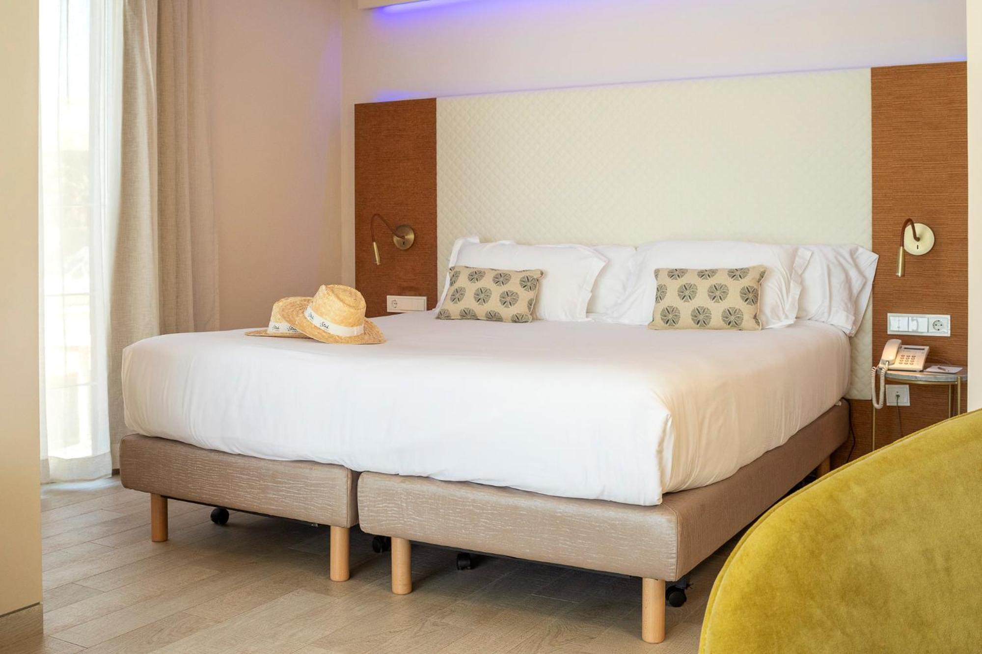 Melbeach Hotel & Spa - Adults Only Canyamel  Dış mekan fotoğraf